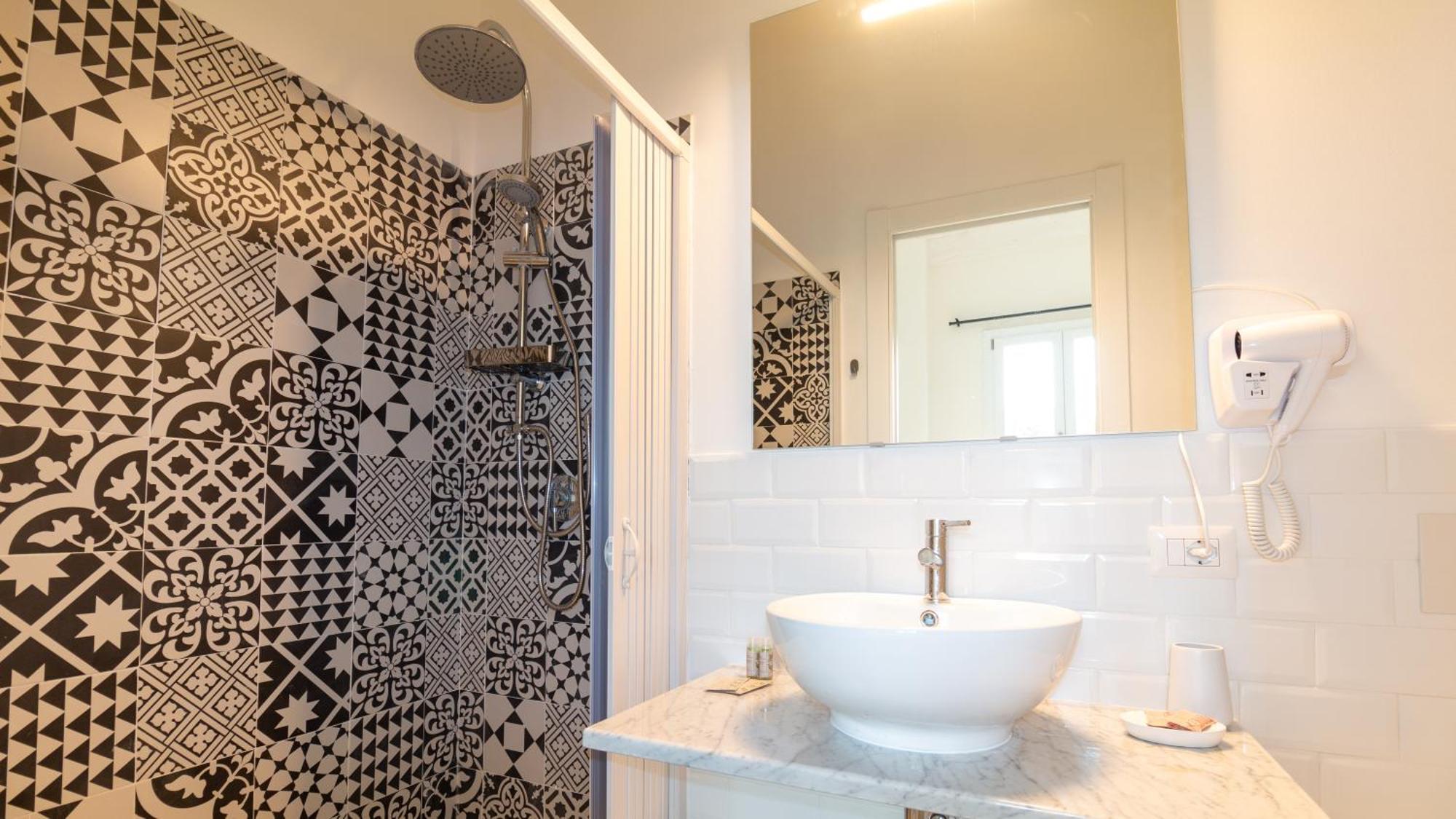 Ceramic Rooms Oristano Bagian luar foto