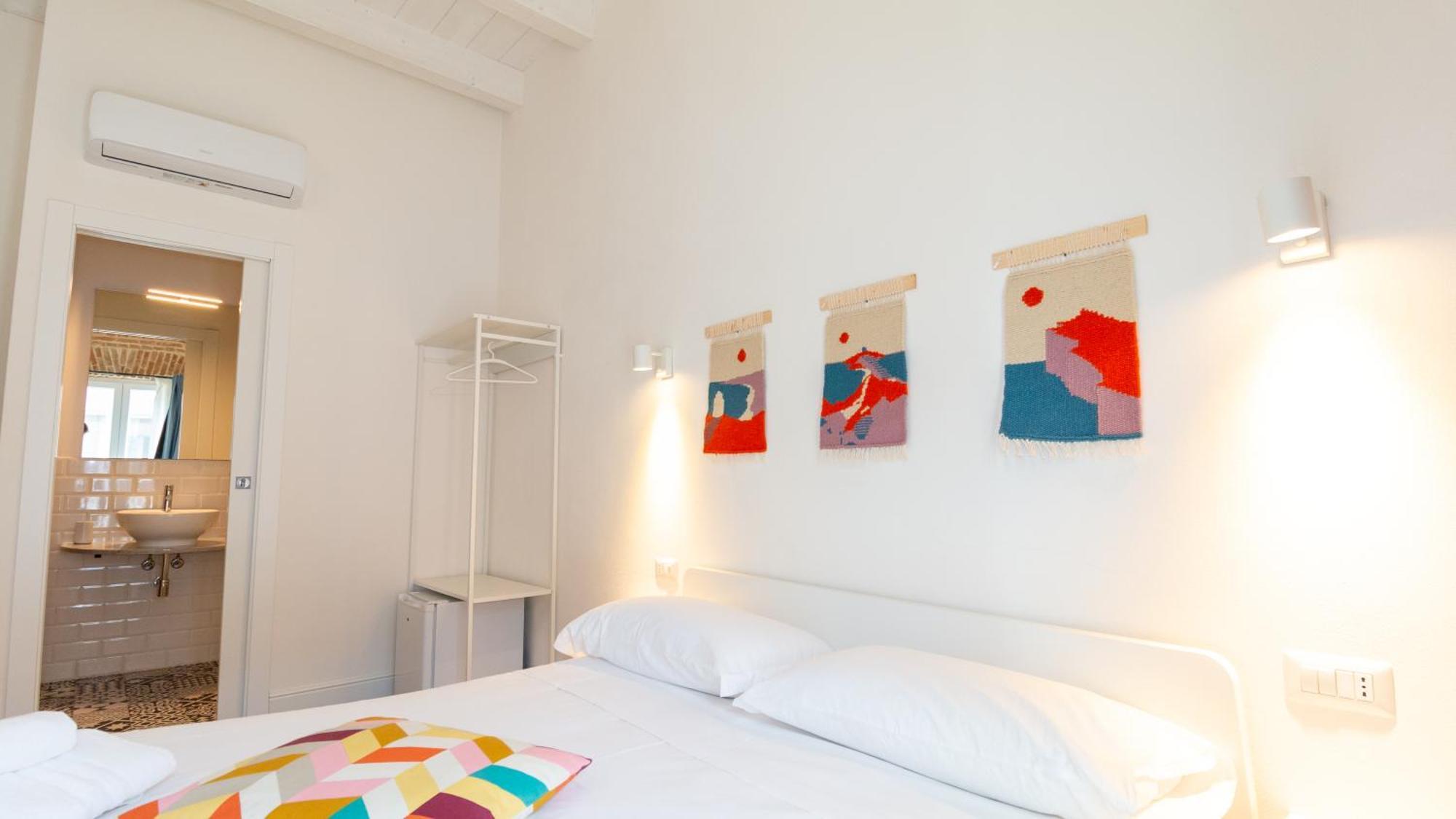 Ceramic Rooms Oristano Bagian luar foto